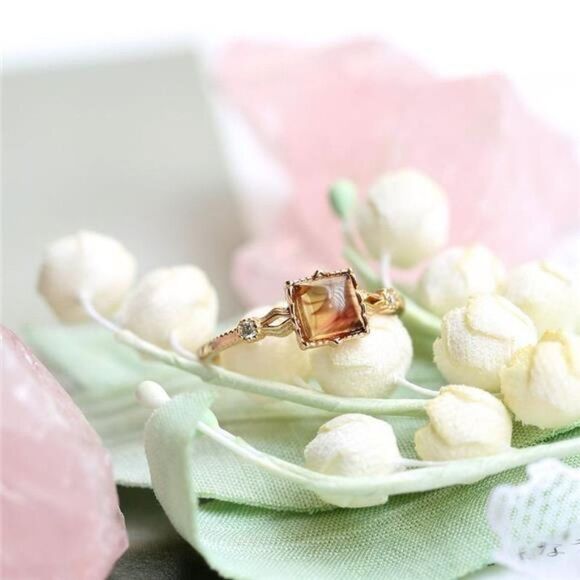 New Sterling Silver Amber Ring, Gold Vintage Style Amber Gemstone Ring Size 8 - Picture 1 of 6